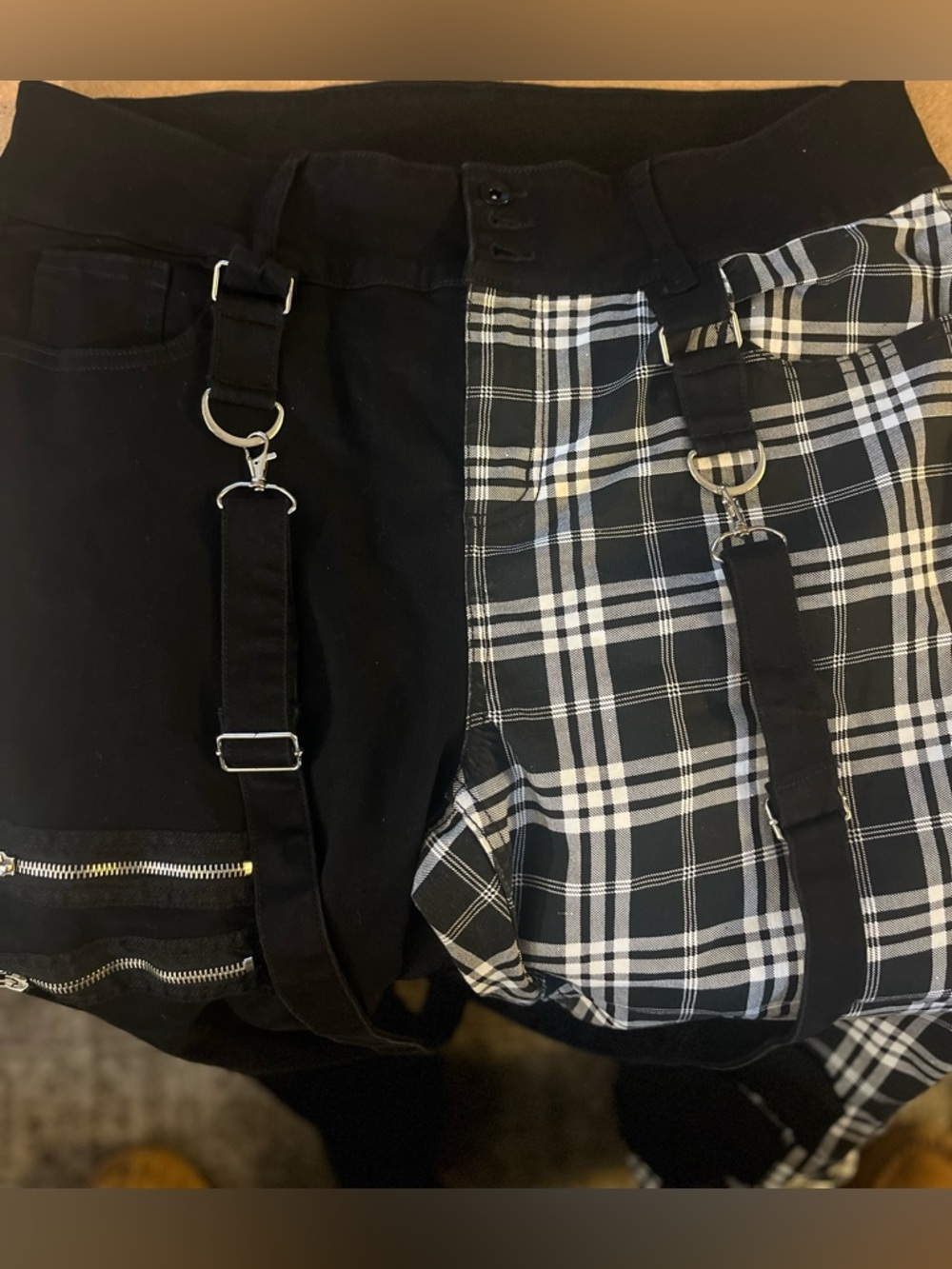 Hot Topic Black and White Plaid Skinny Jeans with Harness Straps - Picture 5 of 6